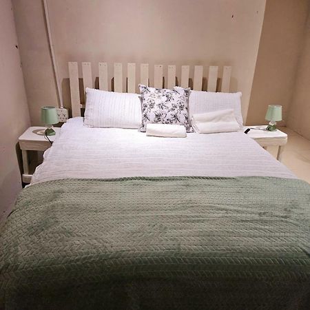 Softlife Guest House Ulundi ภายนอก รูปภาพ